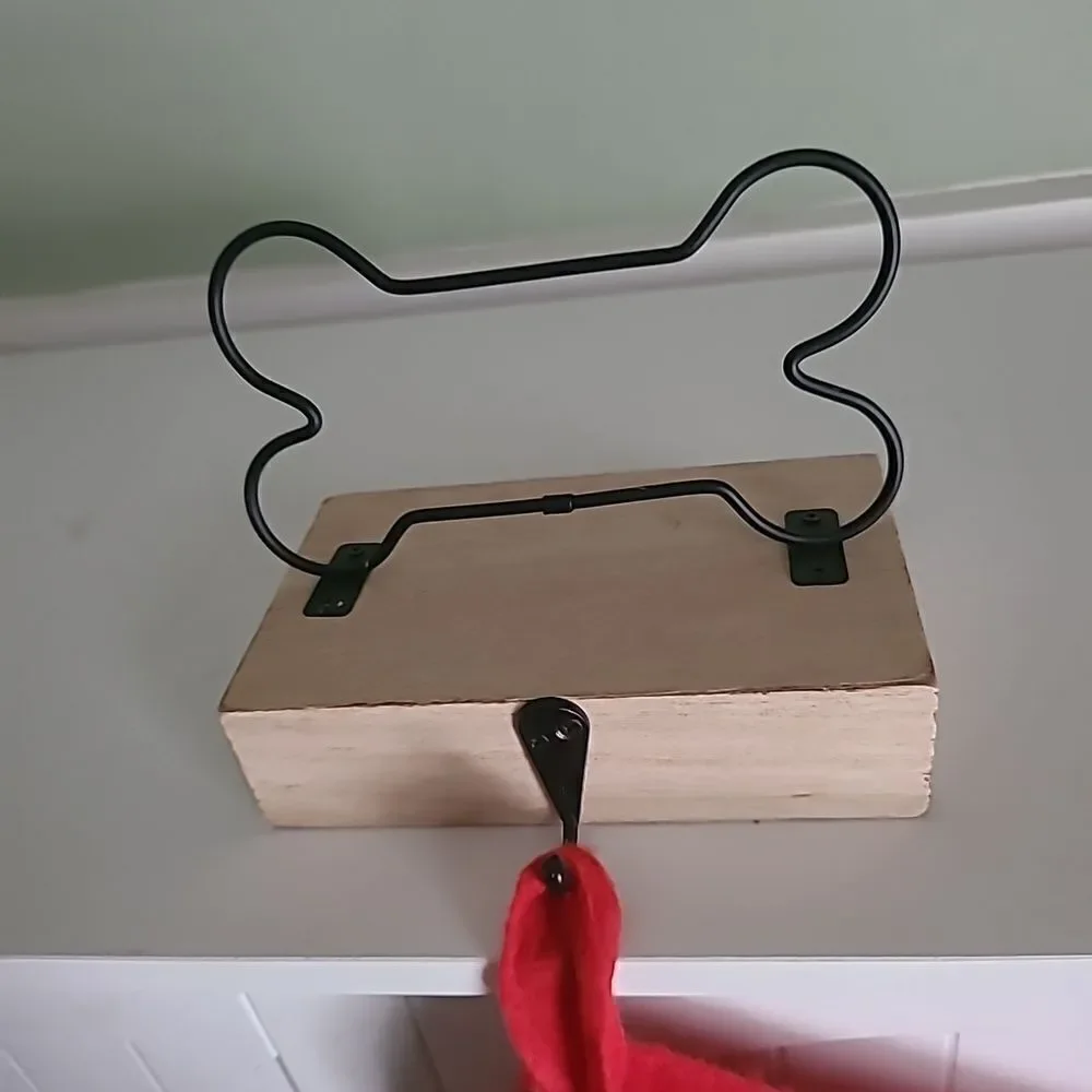 Pet Stocking and Hangar